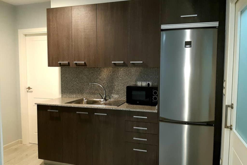 Disfrute De Sus Vacaciones Con Wifi En El Puerto De Carino Apartment Екстериор снимка
